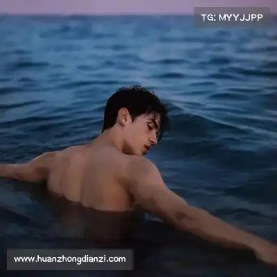 华熙皎